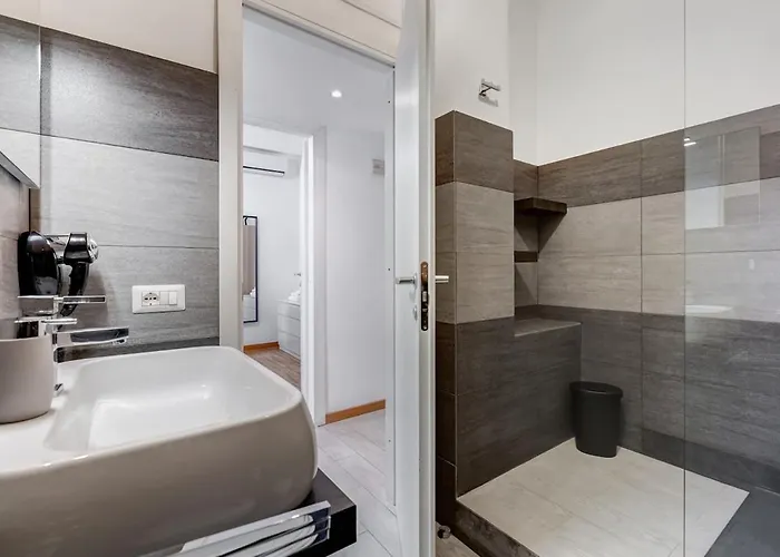 Bdc - The Bridge 5bdr & 4bath! Apartment Rom