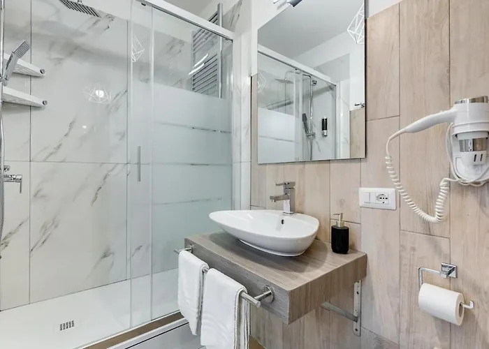 Apartment Bdc - The Bridge 5bdr & 4bath!